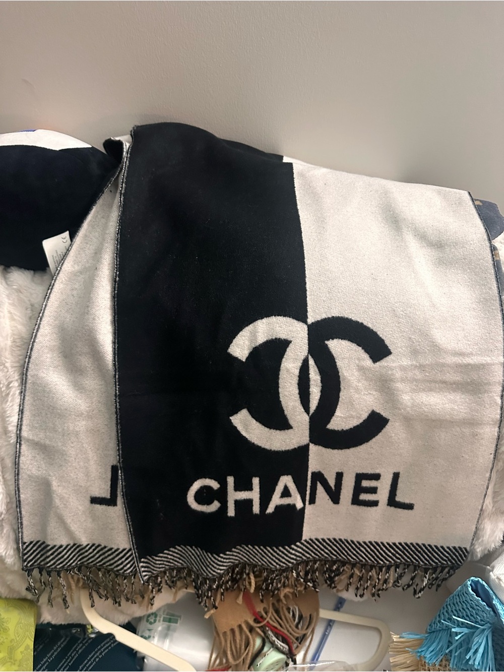 Soft fashion scarf